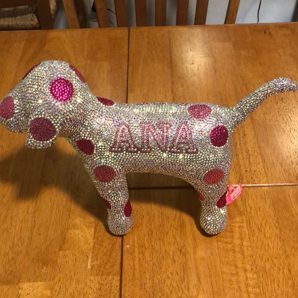 Custom made VS dogs
